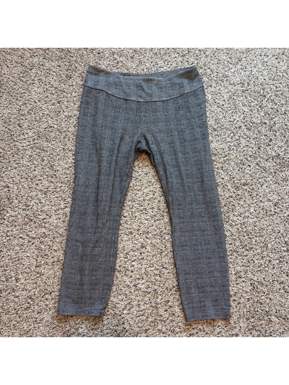 Cabi Plaid High Waisted Leggings Size L, Teacher Style Back to School Academia